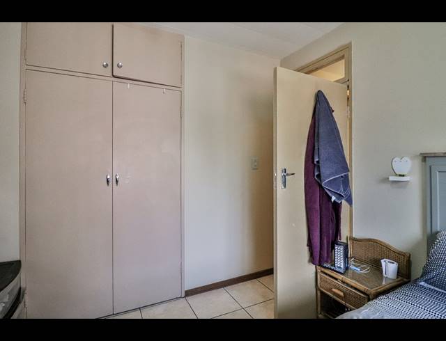 2 BEDROOM APARTMENT FOR SALE IN NEW REDRUTH